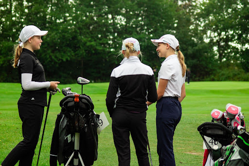 pigefællesskaber i golf
